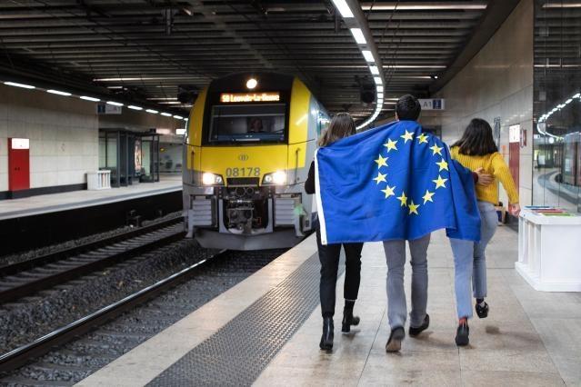 Young people and travelling